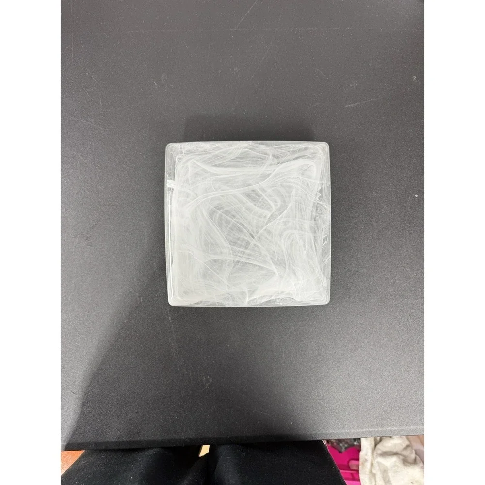 White‎ Swirl Glass Plate by PartiLites Indulgences